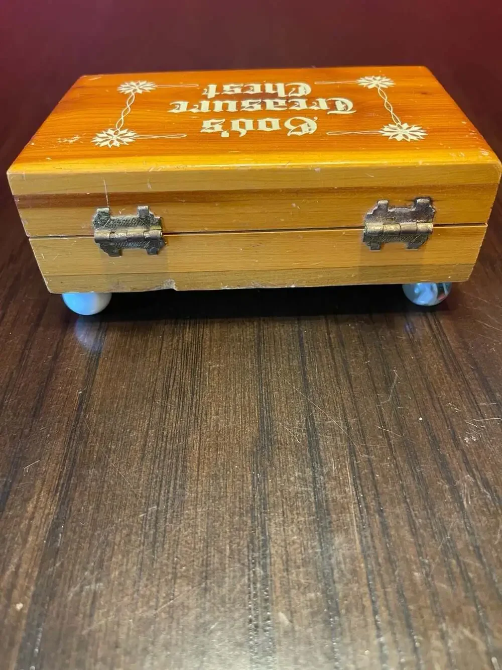 God's Treasure Chest Vintage Cedar Wood Keepsake Box with Scripture Cards